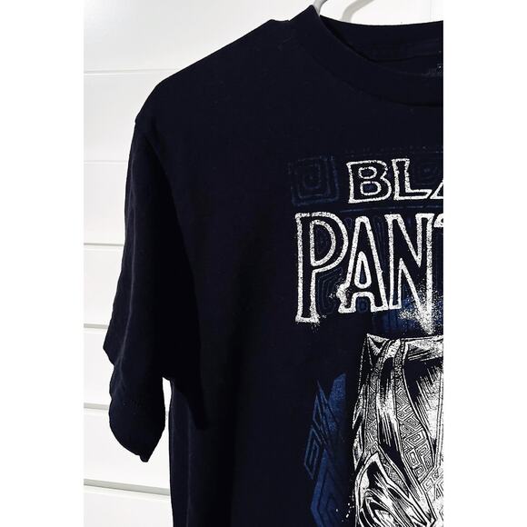 Black Panther Marvel T-Shirt - Picture 3 of 11